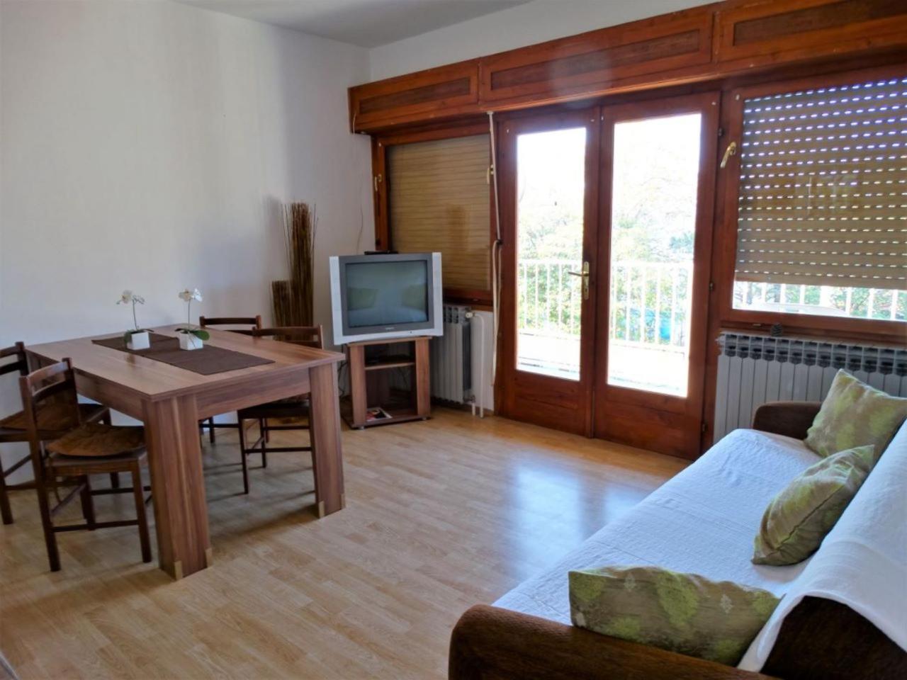 Appartement Roni à Crikvenica Extérieur photo